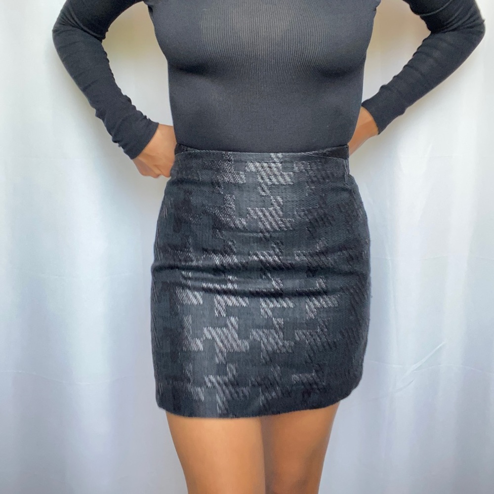 Paul Smith Tweed Skirt in Black